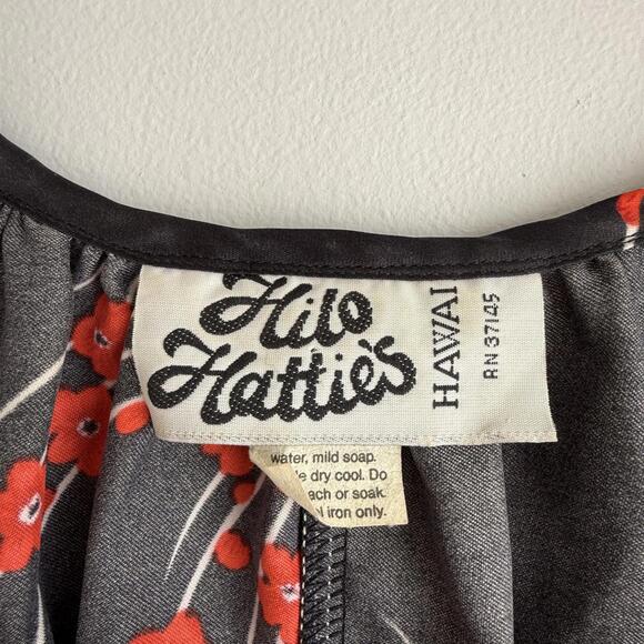 VINTAGE HILO HATTIE'S Black and Red Floral Wide Sleeve Ladies Dress, M - Picture 3 of 7